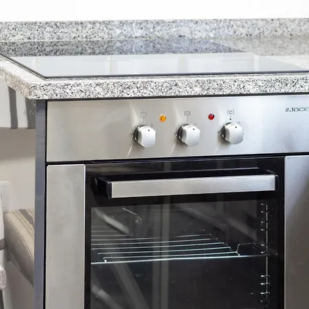 Lobos Flat 1 * Câmara de Lobos